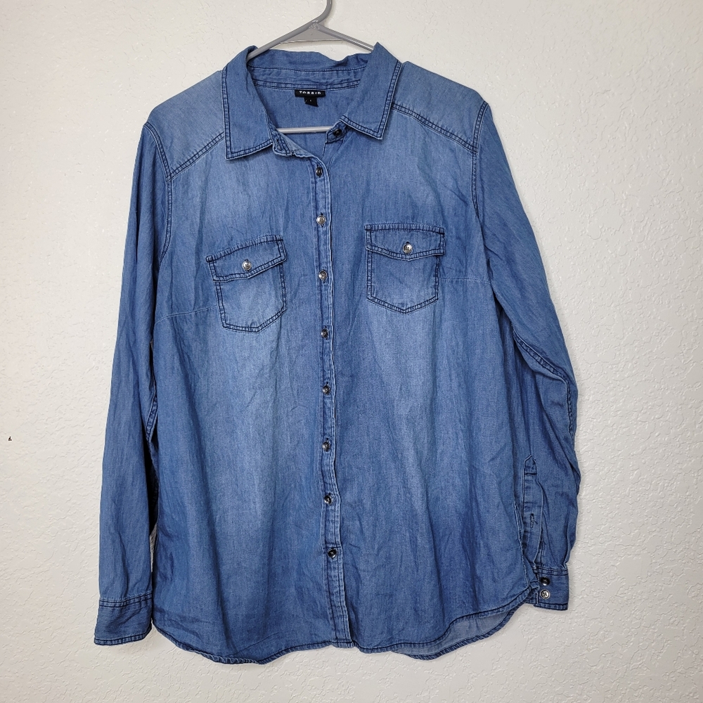 Torrid Size 1 Lizzie Blue Denim Chambray Long Sleeve Slim Fit Button-Up Shirt - Picture 3 of 8